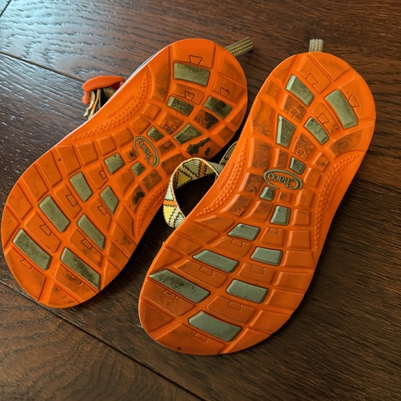 Chacos - Picture 2 of 2